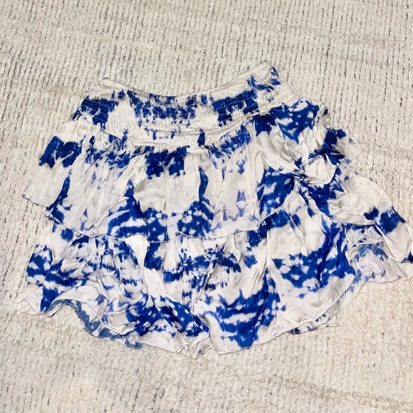 Sofia silky smock waist tiered skirt🪴 - Picture 1 of 3